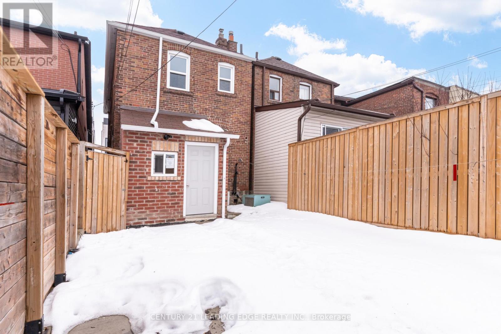 12 Innes Avenue, Toronto (corso Italia-davenport), Ontario