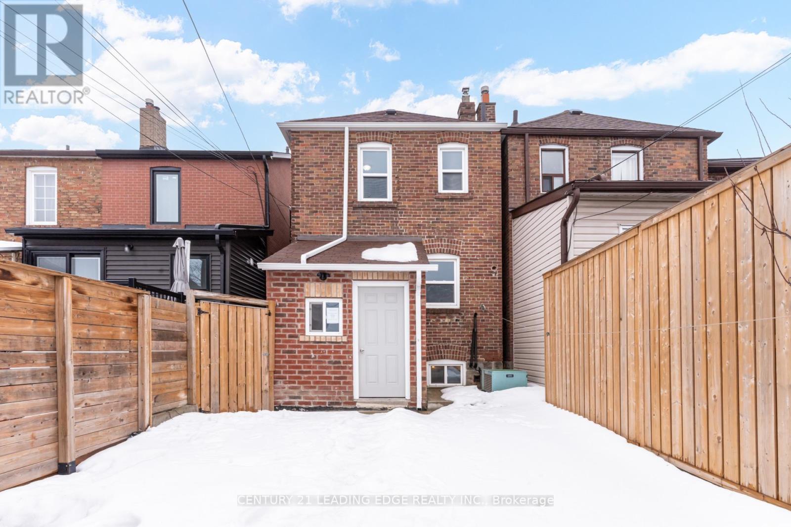 12 Innes Avenue, Toronto (corso Italia-davenport), Ontario