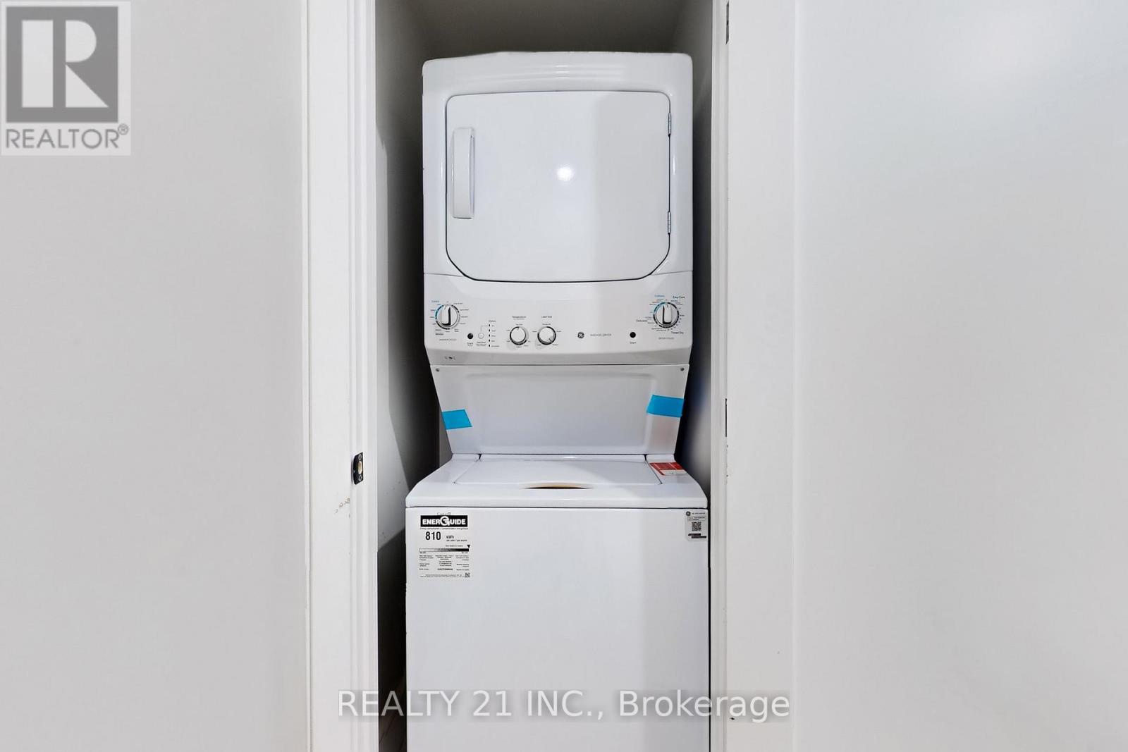 15 Malta Street, Toronto (birchcliffe-cliffside), Ontario