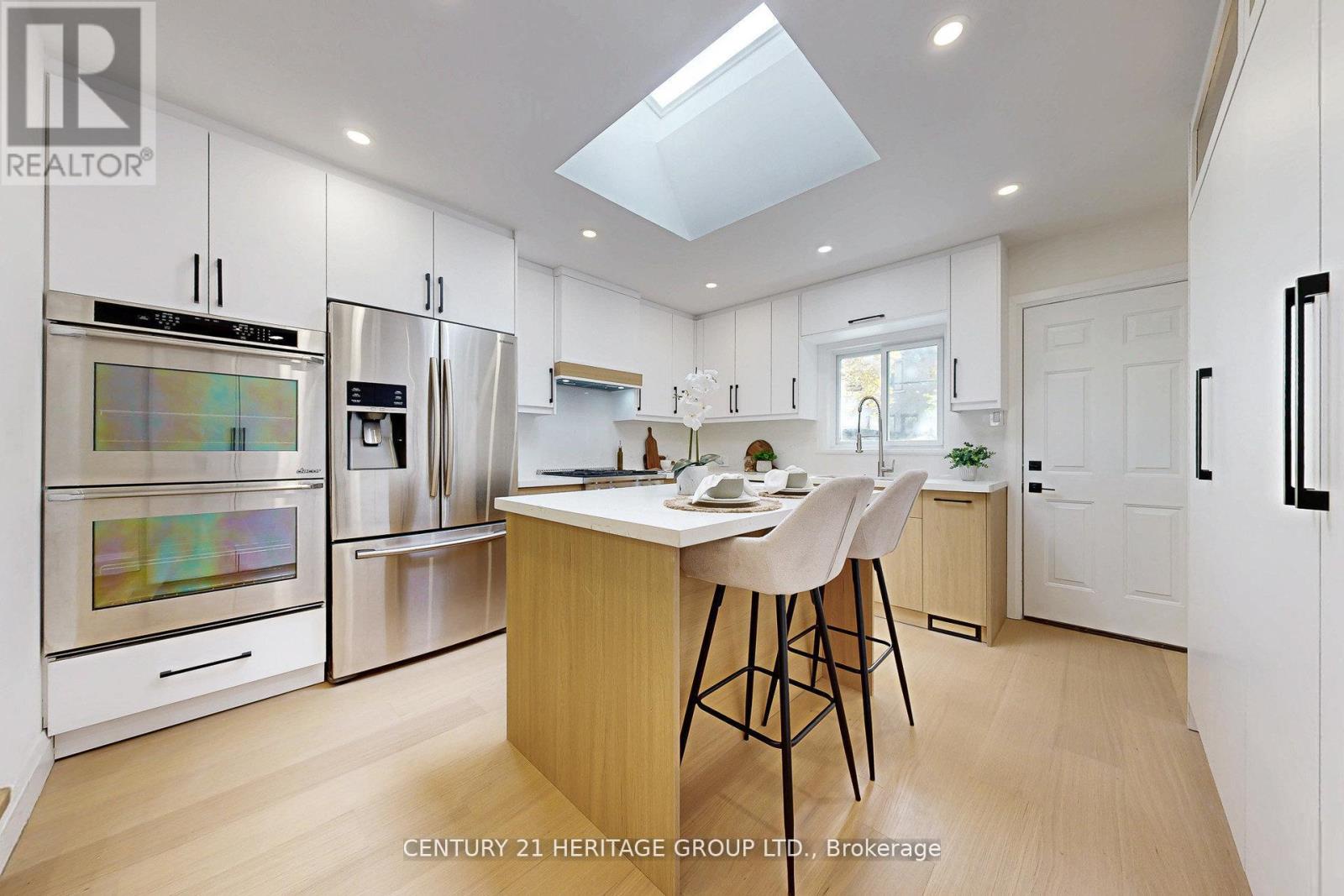 547 Melrose Avenue, Toronto (bedford Park-nortown), Ontario