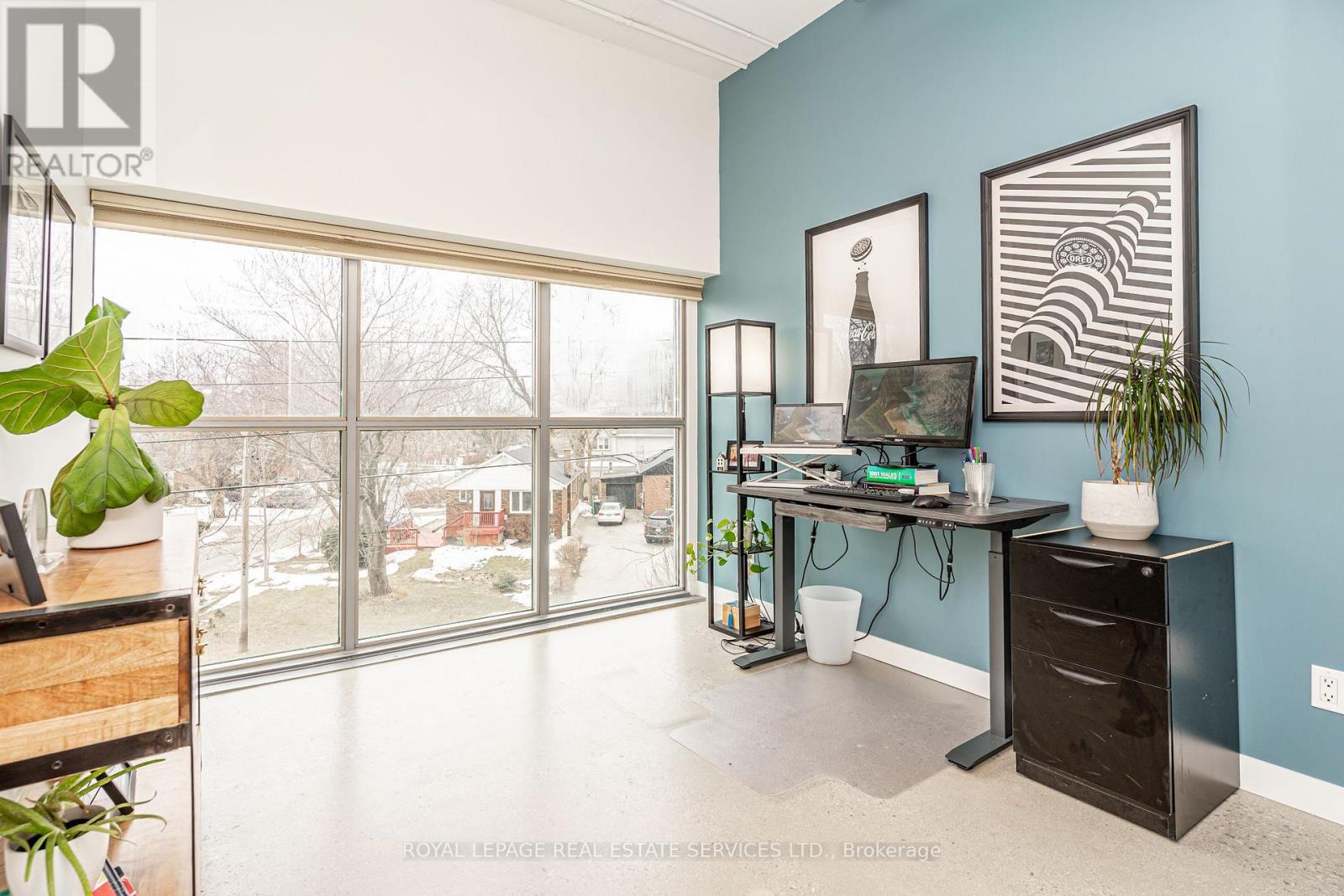 206 - 2 Fieldway Road, Toronto (islington-city Centre West), Ontario