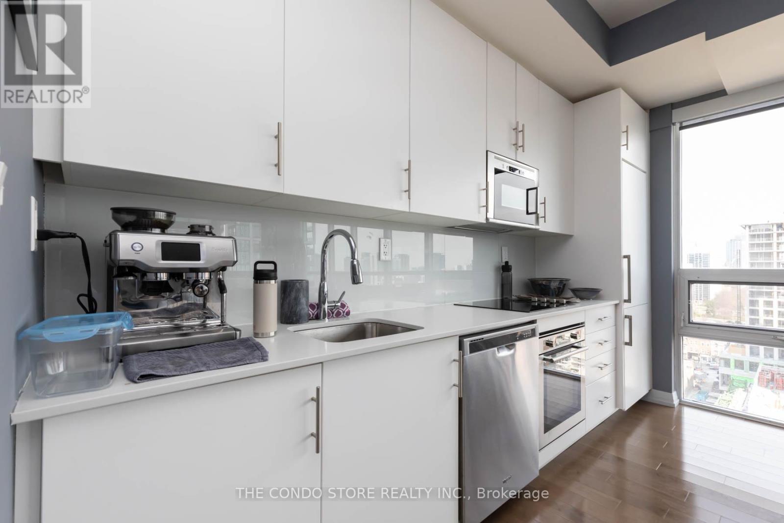 2006 - 460 Adelaide Street E, Toronto (moss Park), Ontario