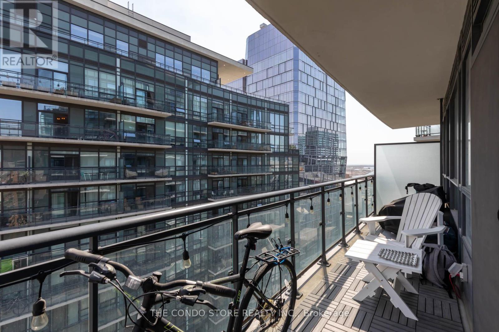 2006 - 460 Adelaide Street E, Toronto (moss Park), Ontario