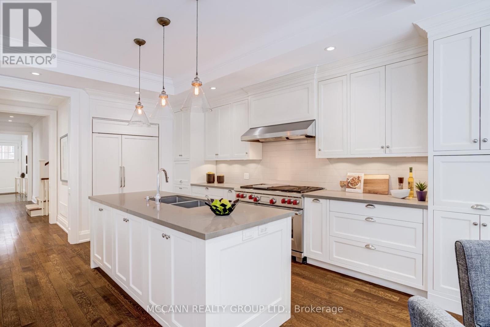 172 Hanna Road, Toronto (leaside), Ontario