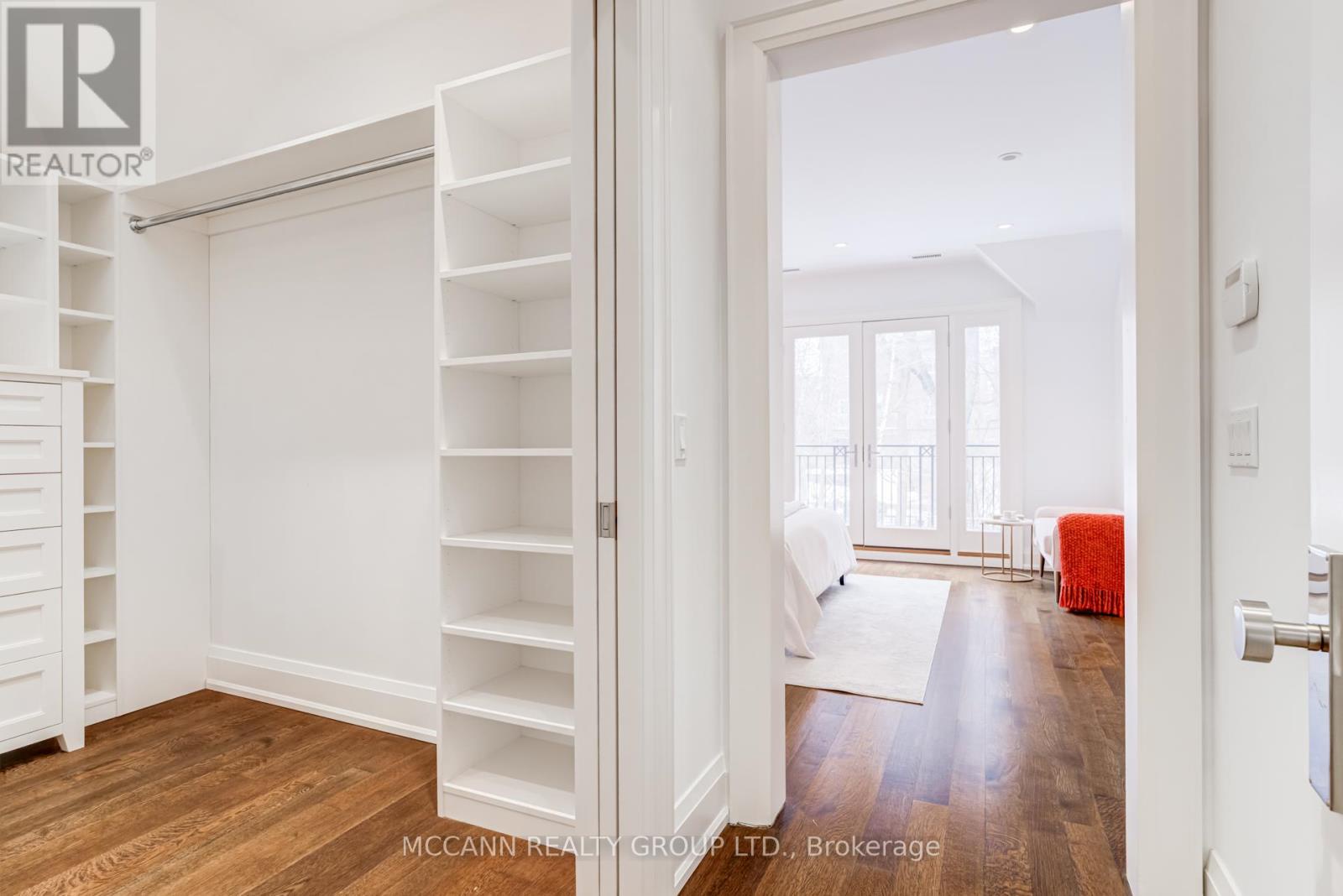 172 Hanna Road, Toronto (leaside), Ontario