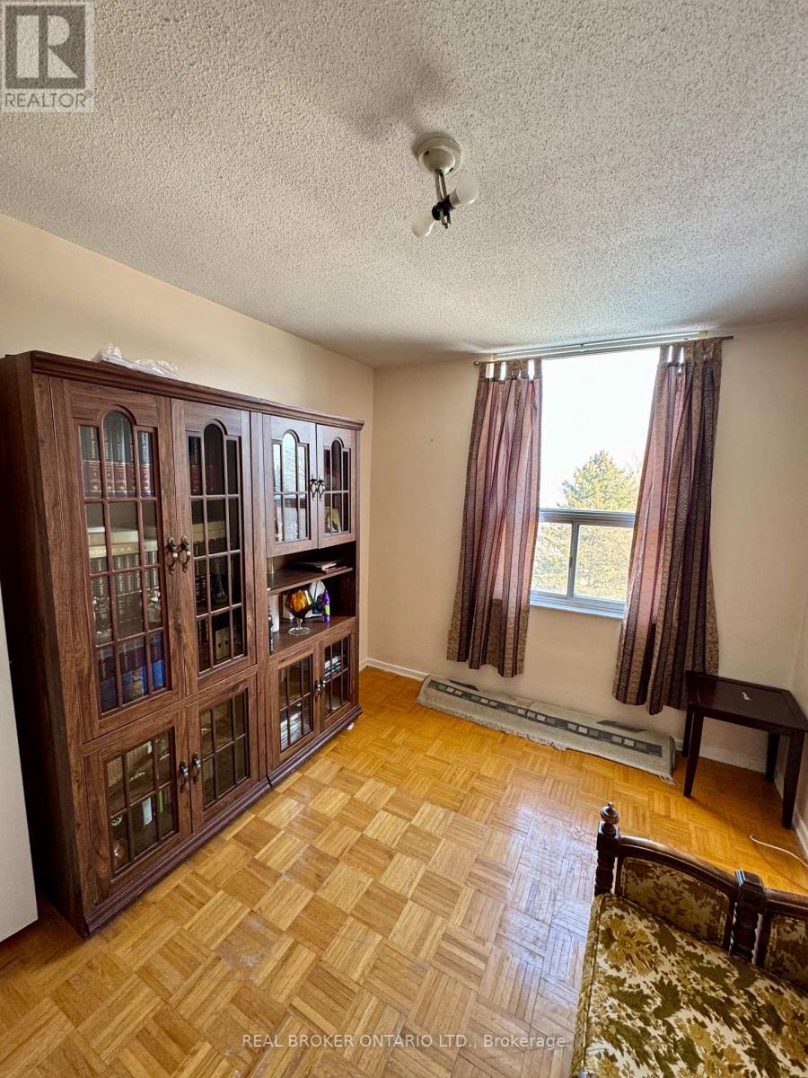 512 - 5 Shady Golf Way, Toronto (flemingdon Park), Ontario