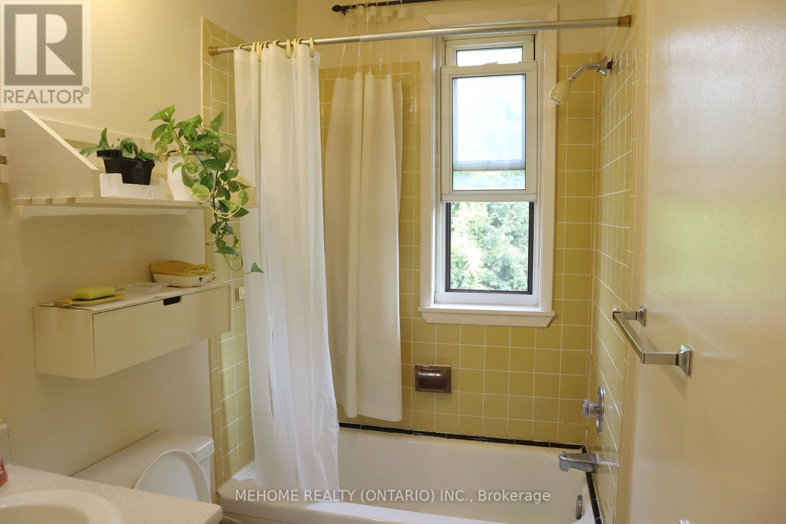 7 Badgerow Avenue, Toronto (south Riverdale), Ontario