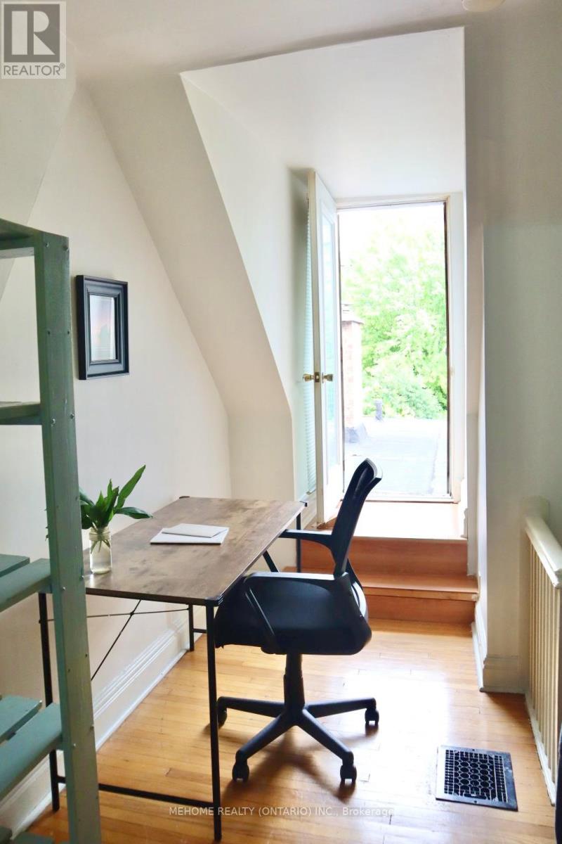 7 Badgerow Avenue, Toronto (south Riverdale), Ontario