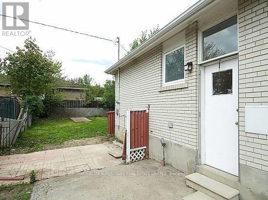 14 Dorward Drive, Toronto (mount Olive-silverstone-jamestown), Ontario