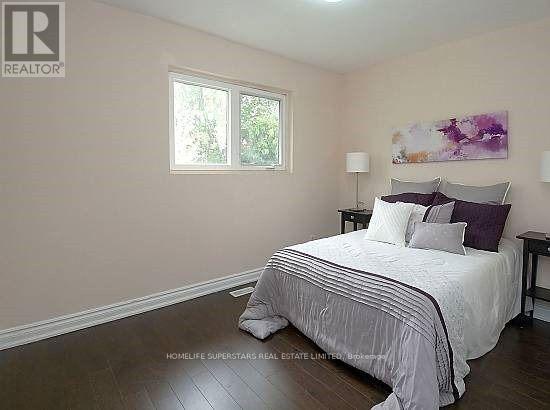 14 Dorward Drive, Toronto (mount Olive-silverstone-jamestown), Ontario