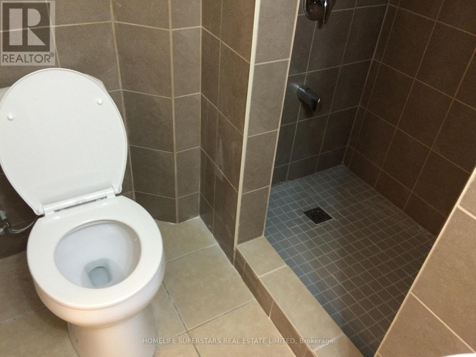 14 Dorward Drive, Toronto (mount Olive-silverstone-jamestown), Ontario