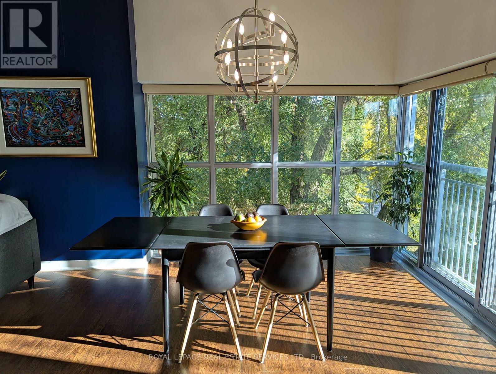 206 - 2 Fieldway Road, Toronto (islington-city Centre West), Ontario