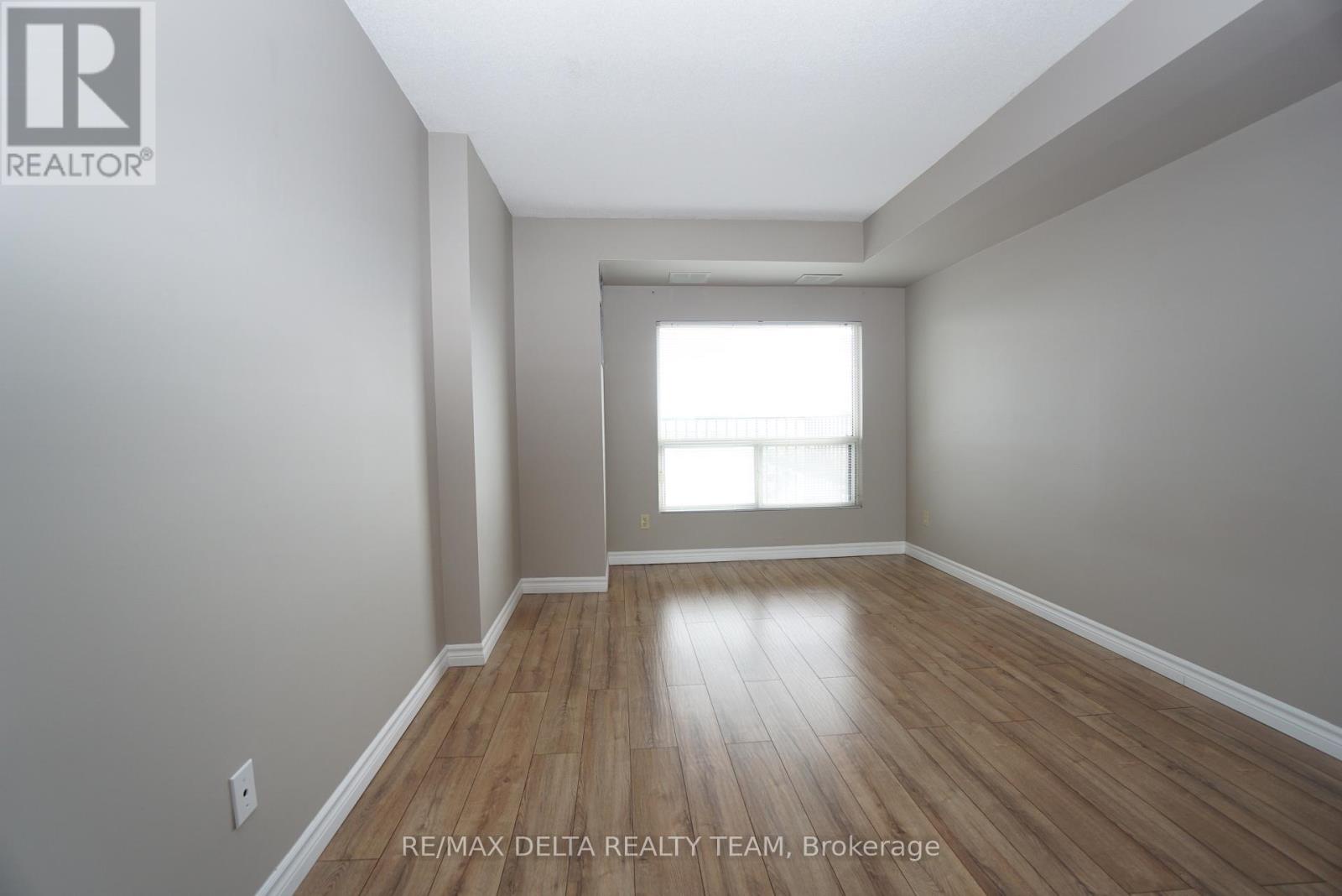 1506 - 545 St Laurent Boulevard, Ottawa, Ontario