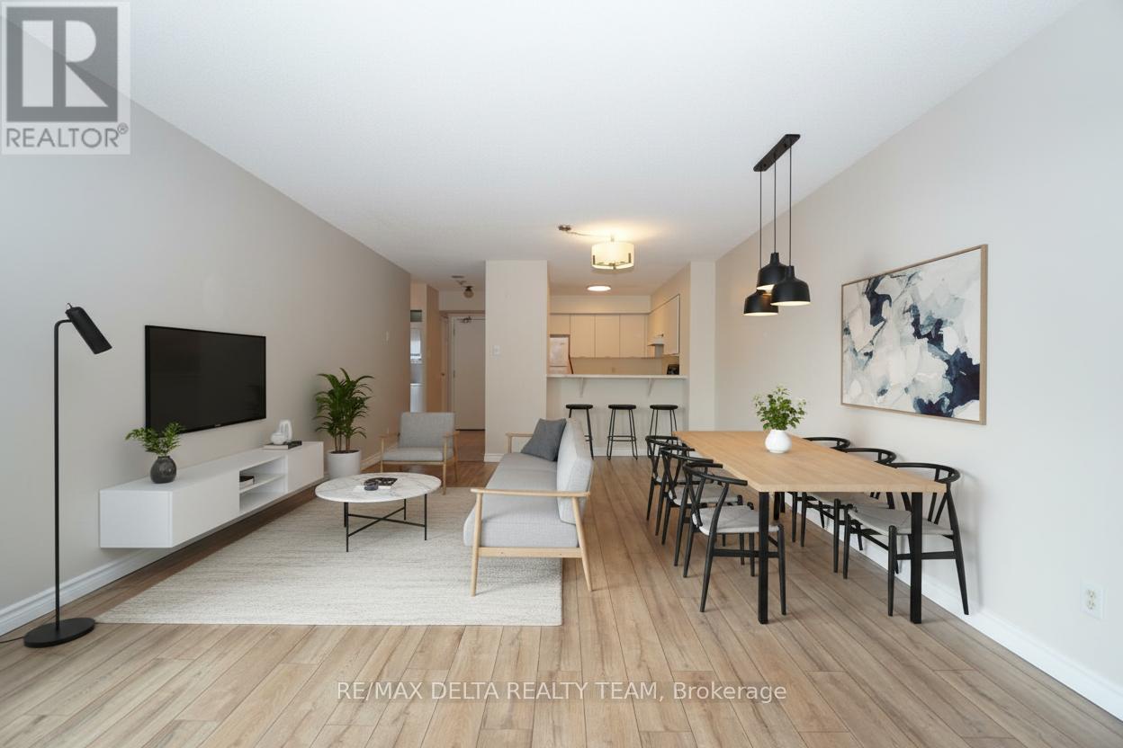 1506 - 545 St Laurent Boulevard, Ottawa, Ontario