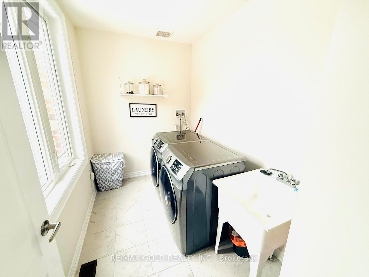 16 Slack Lane, Caledon, Ontario