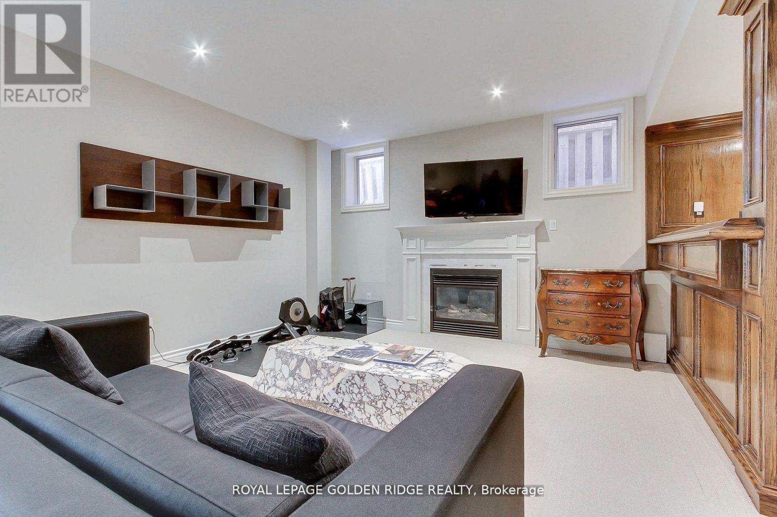 99 Bannockburn Avenue, Toronto (bedford Park-nortown), Ontario