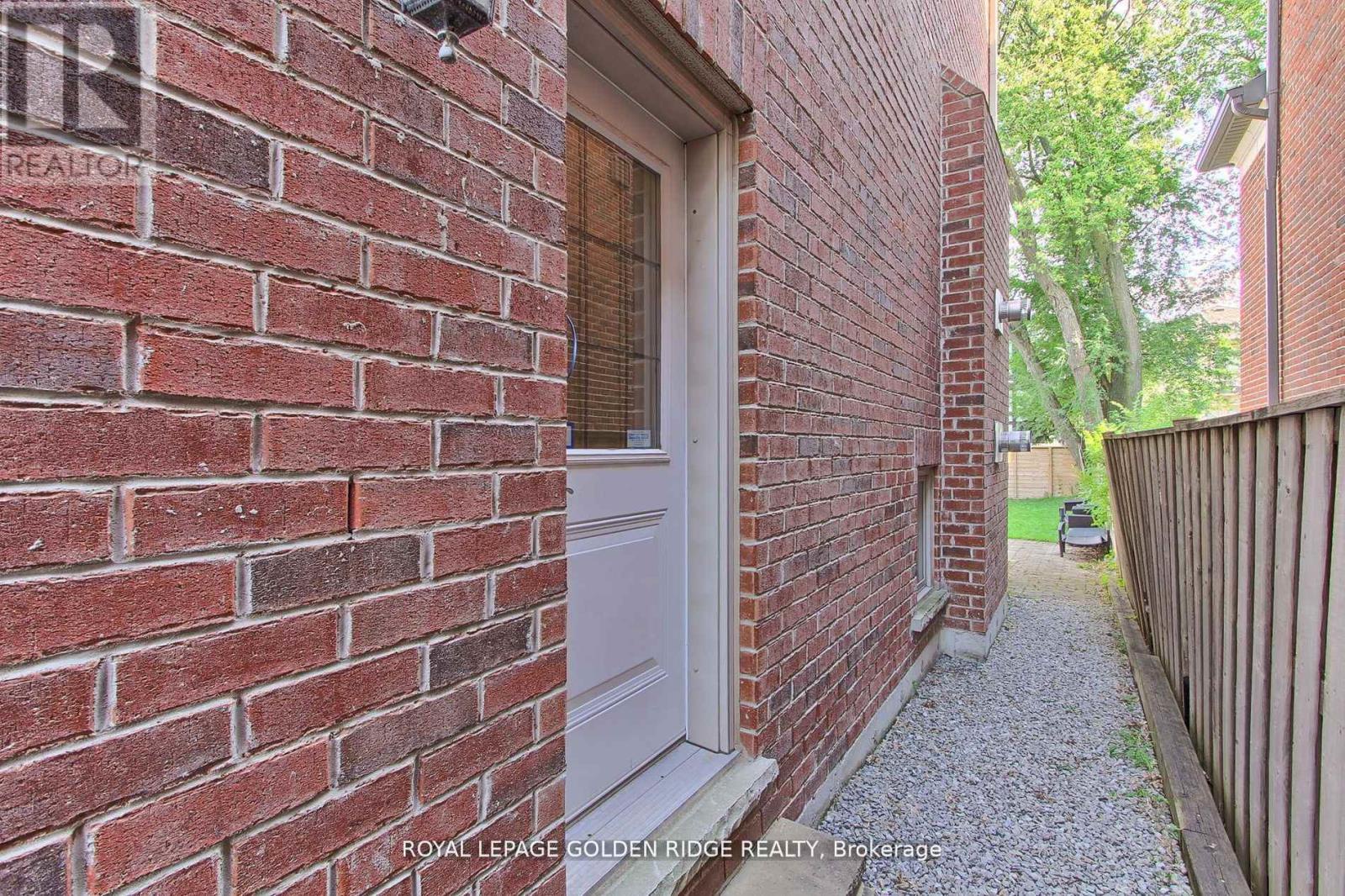 99 Bannockburn Avenue, Toronto (bedford Park-nortown), Ontario