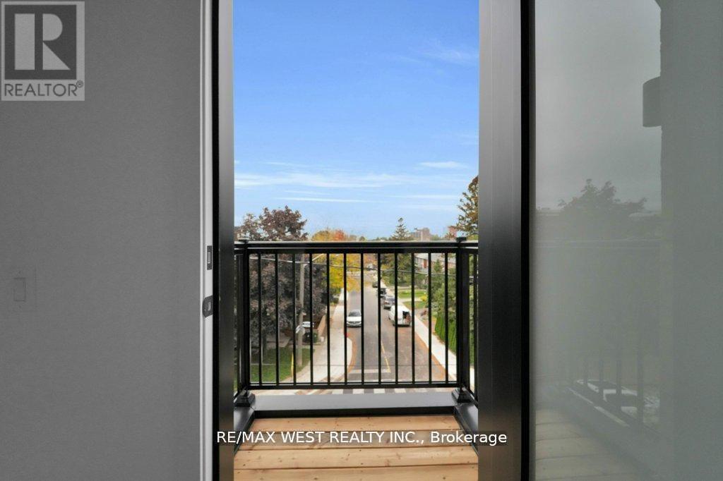 661 Winona Drive, Toronto (oakwood Village), Ontario