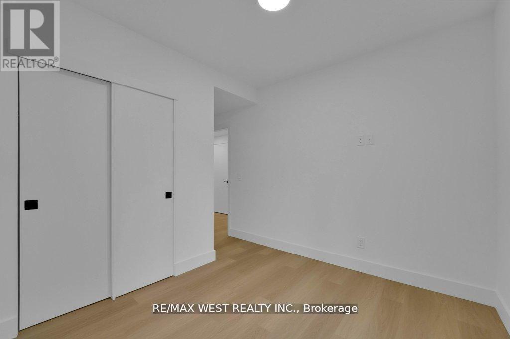 661 Winona Drive, Toronto (oakwood Village), Ontario