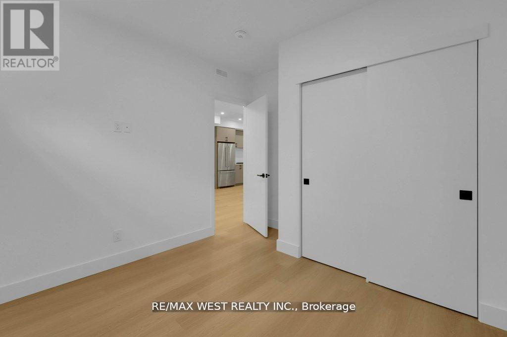 661 Winona Drive, Toronto (oakwood Village), Ontario