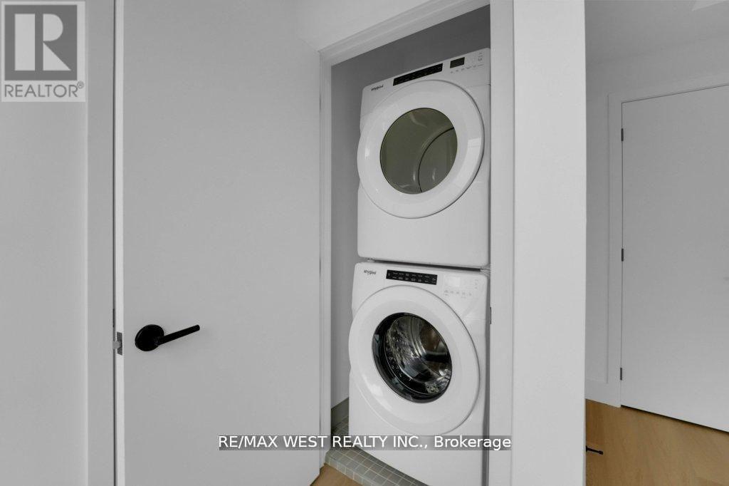 661 Winona Drive, Toronto (oakwood Village), Ontario