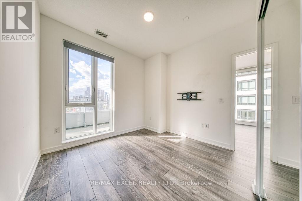 1009 - 225 Sumach Street, Toronto (regent Park), Ontario