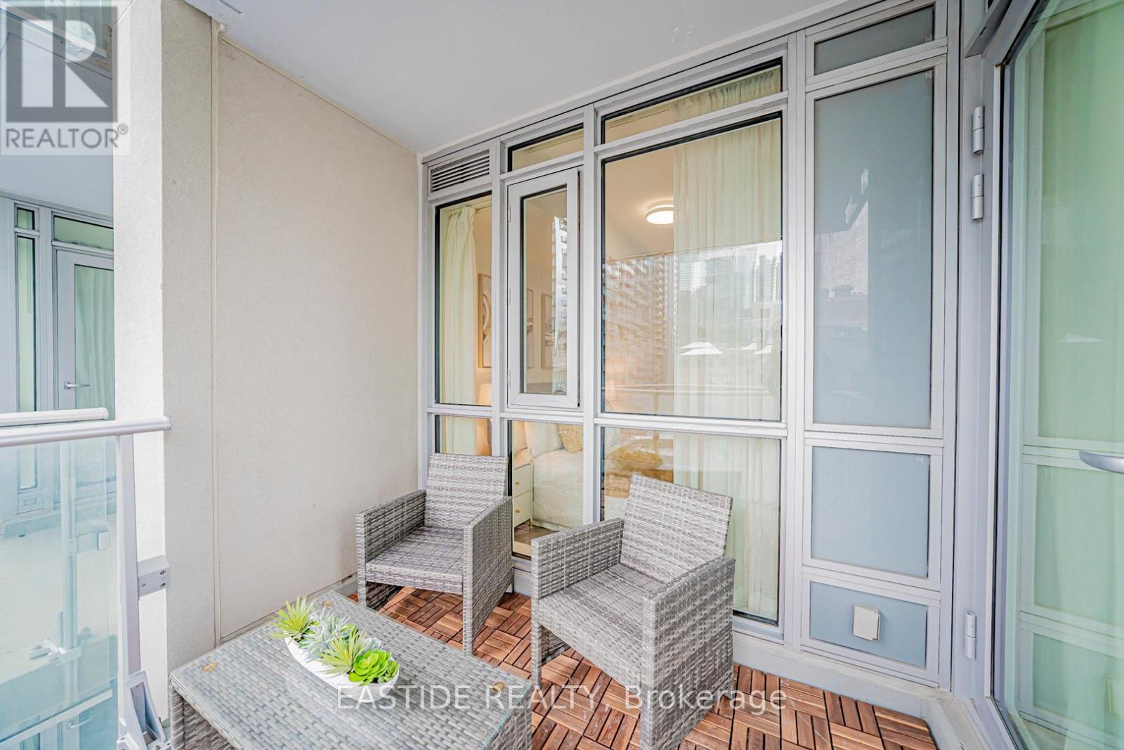 1502 - 30 Nelson Street, Toronto (waterfront Communities), Ontario