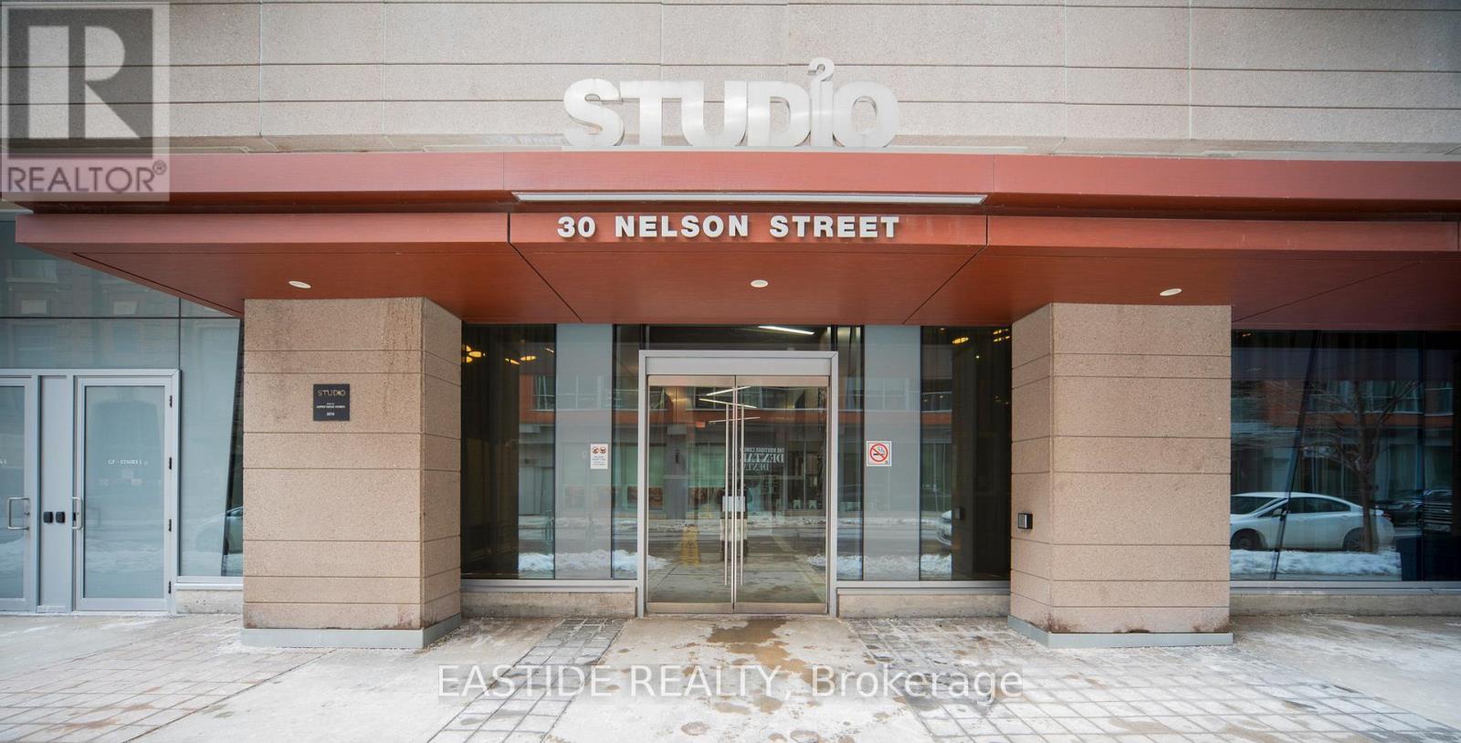 1502 - 30 Nelson Street, Toronto (waterfront Communities), Ontario