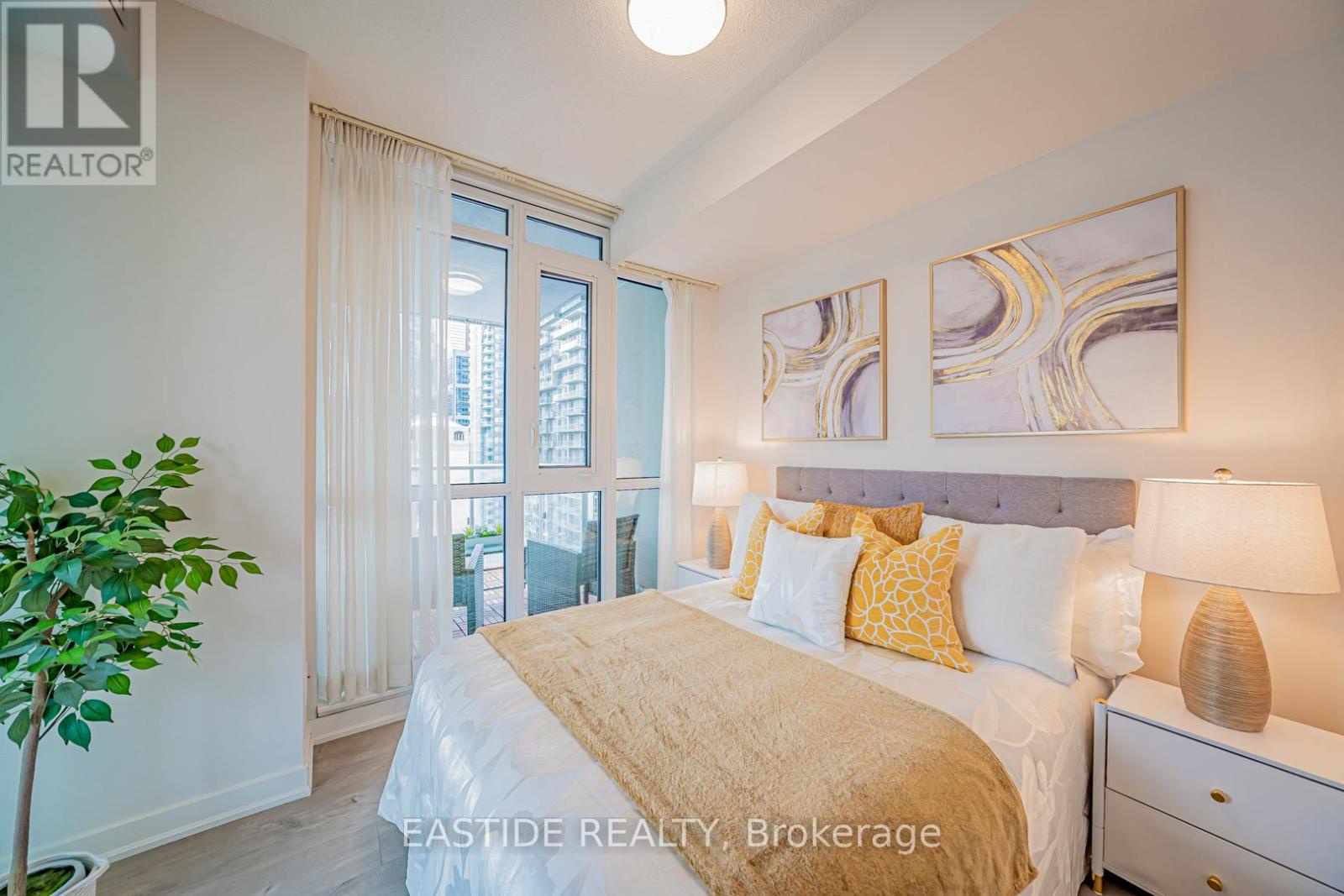 1502 - 30 Nelson Street, Toronto (waterfront Communities), Ontario