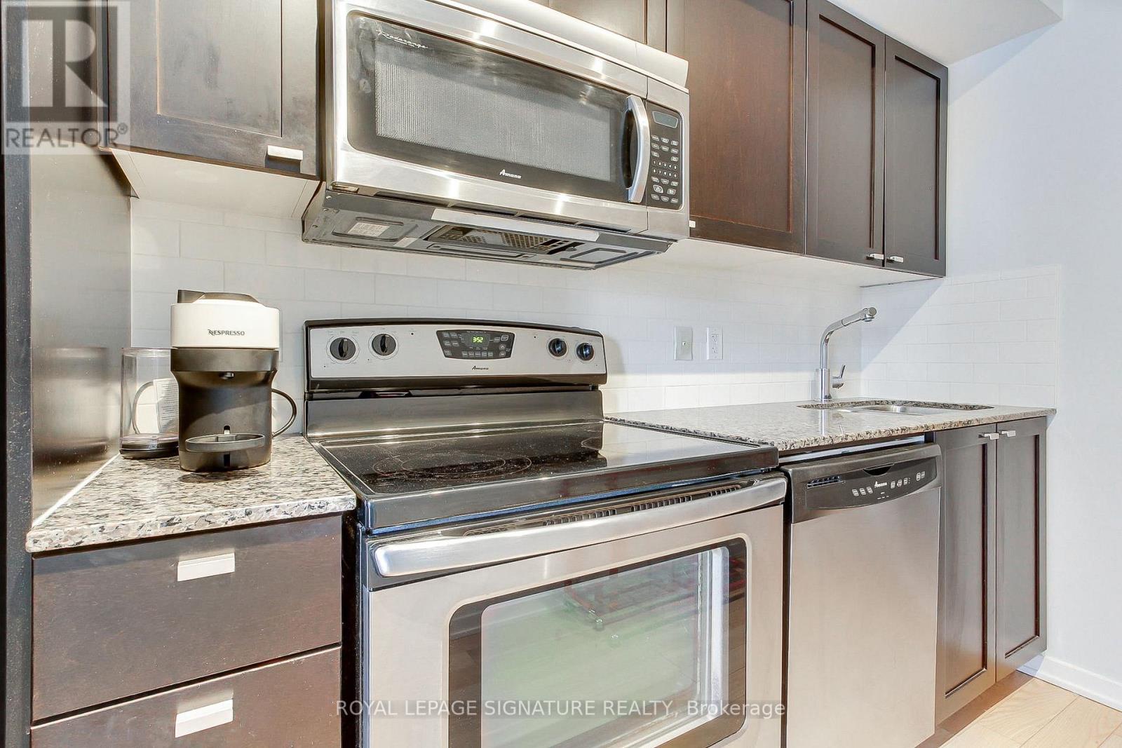 1511 - 103 The Queensway, Toronto (high Park-swansea), Ontario