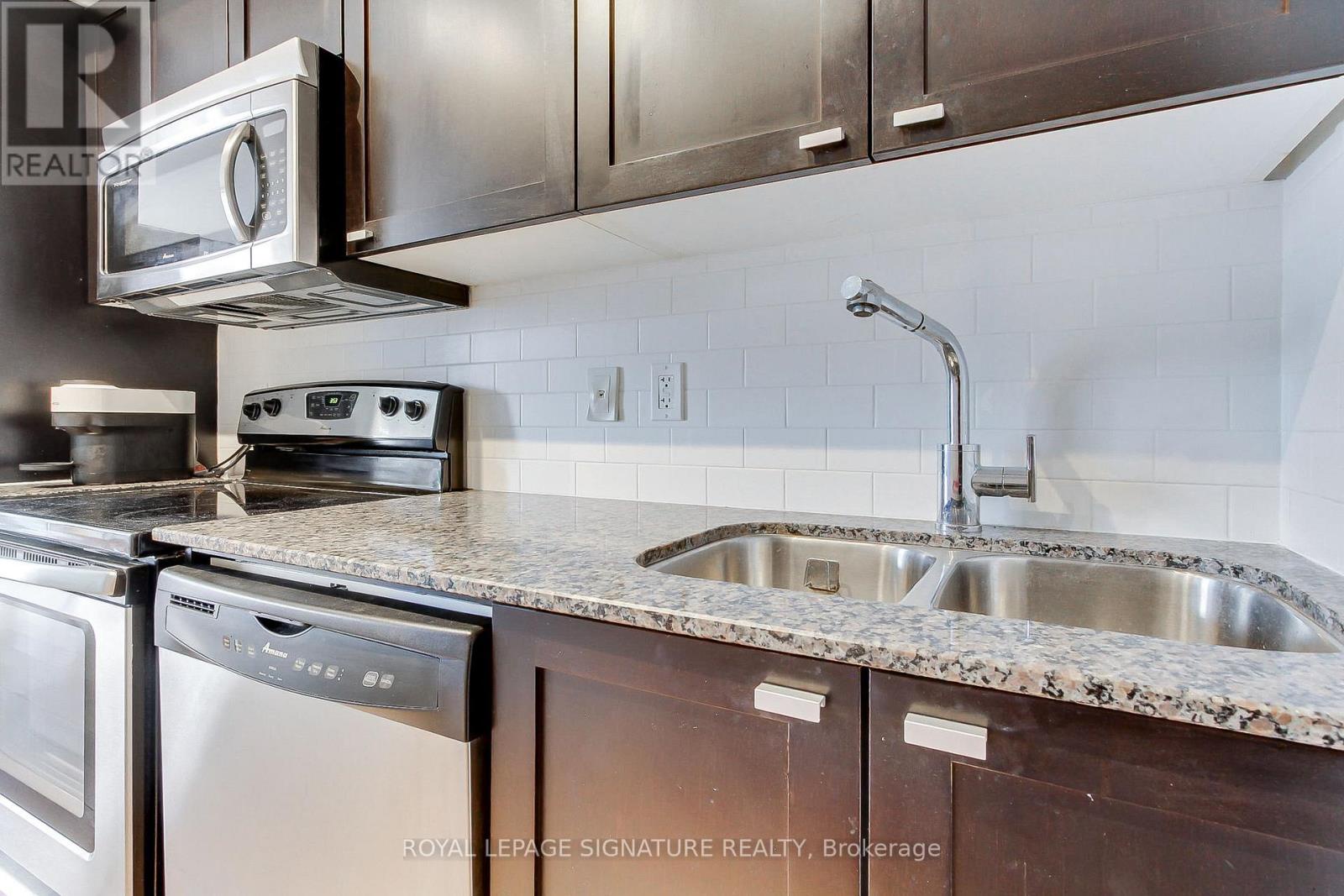 1511 - 103 The Queensway, Toronto (high Park-swansea), Ontario