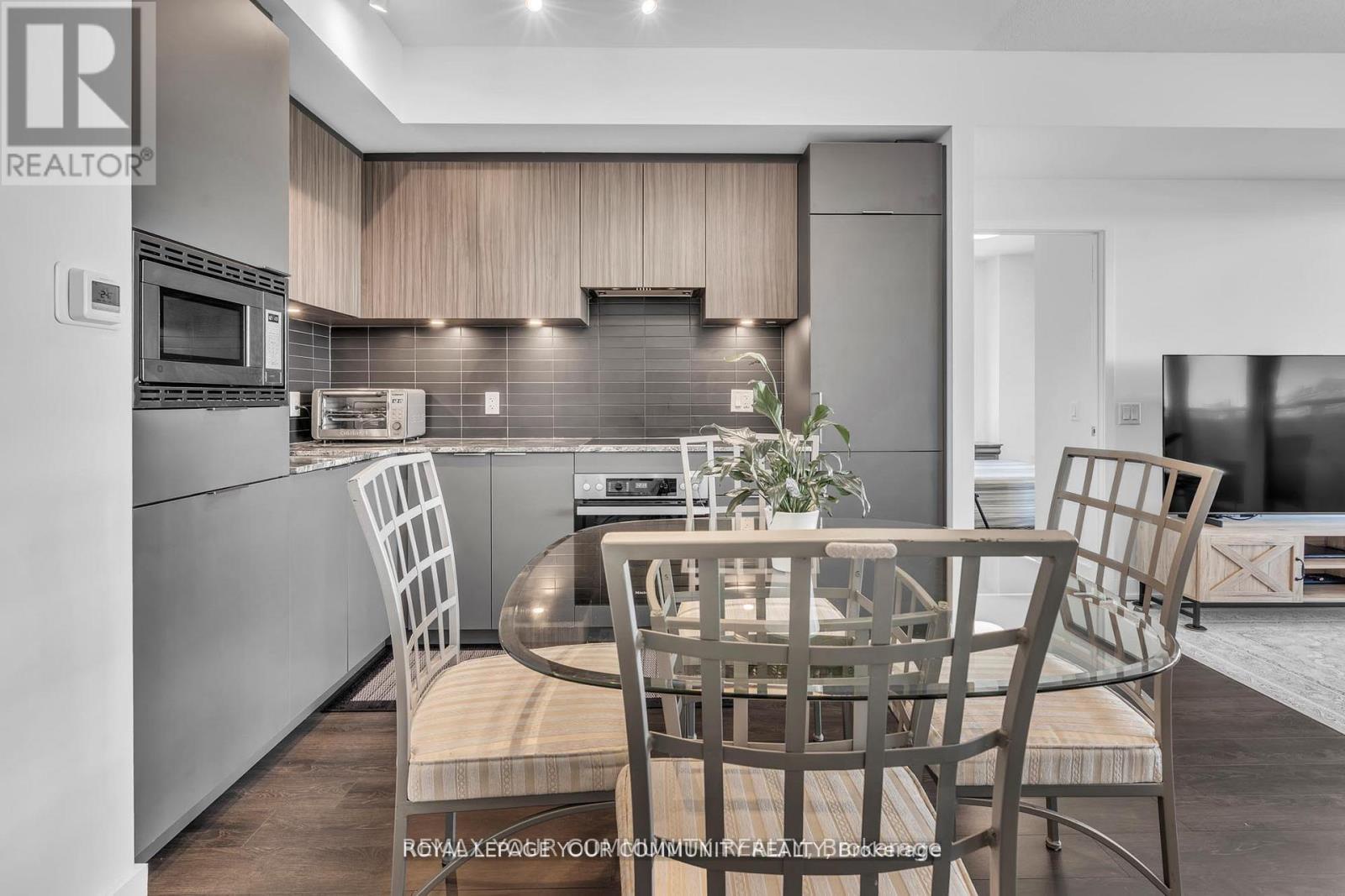 317 - 50 O'neil Road, Toronto (banbury-don Mills), Ontario