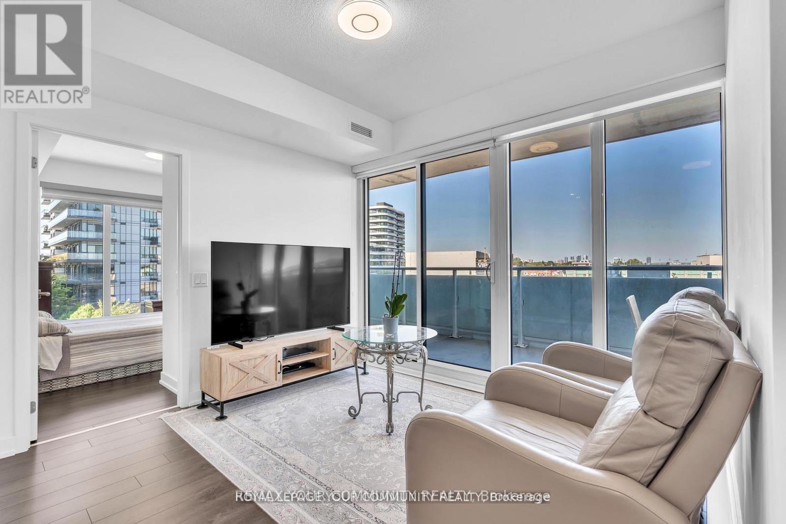 317 - 50 O'neil Road, Toronto (banbury-don Mills), Ontario