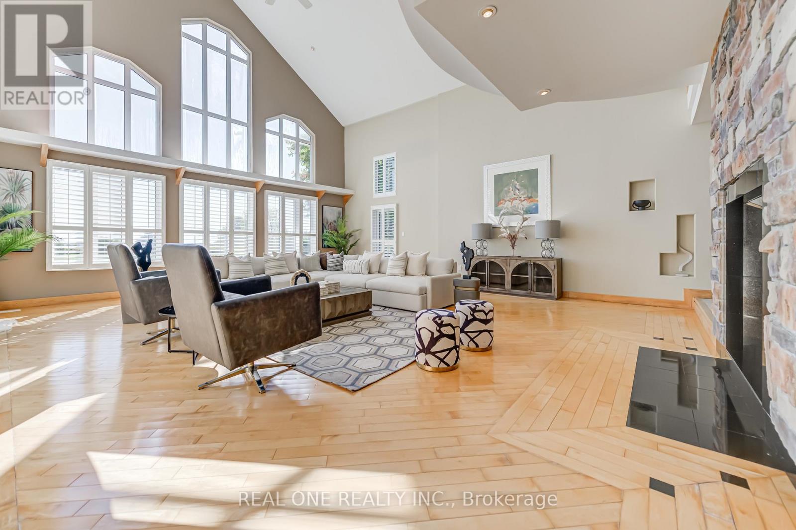 2477 Hornes Road, East Gwillimbury, Ontario