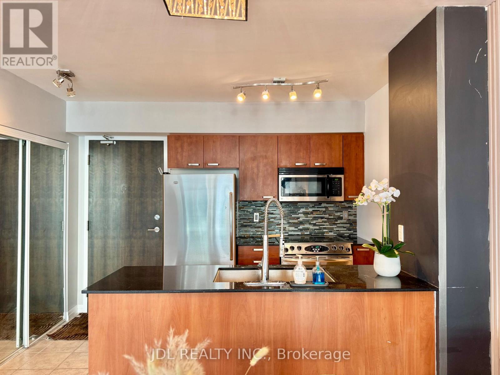 1607 - 22 Wellesley Street E, Toronto (church-yonge Corridor), Ontario