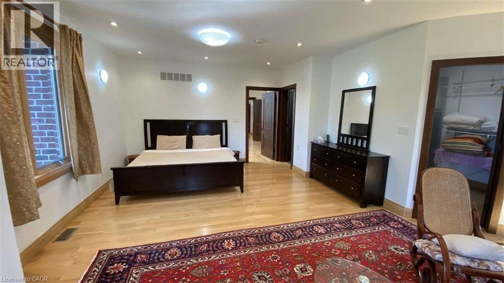 98 Burbank Drive, Toronto, Ontario