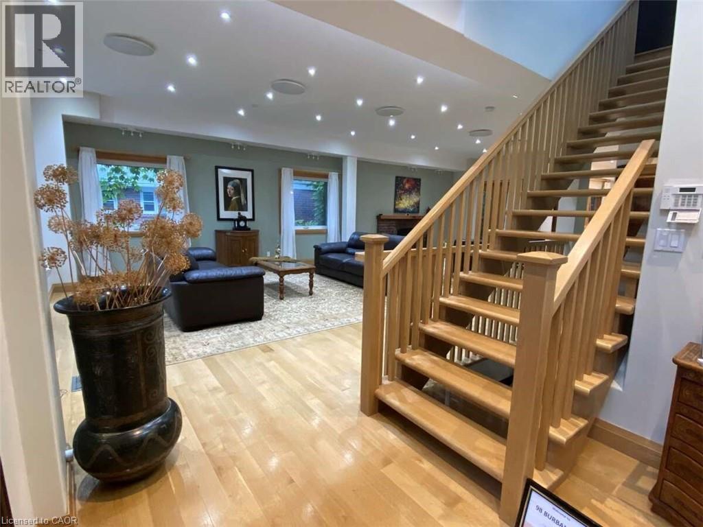 98 Burbank Drive, Toronto, Ontario