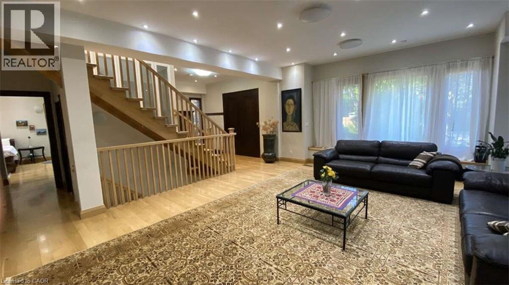 98 Burbank Drive, Toronto, Ontario