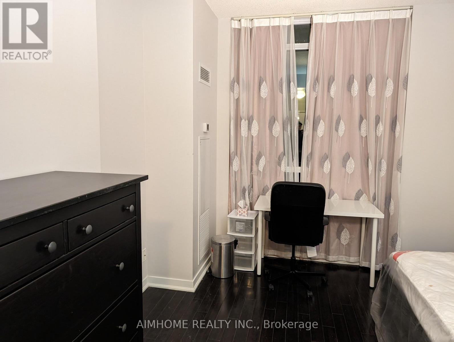 801 - 770 Bay Street, Toronto (bay Street Corridor), Ontario