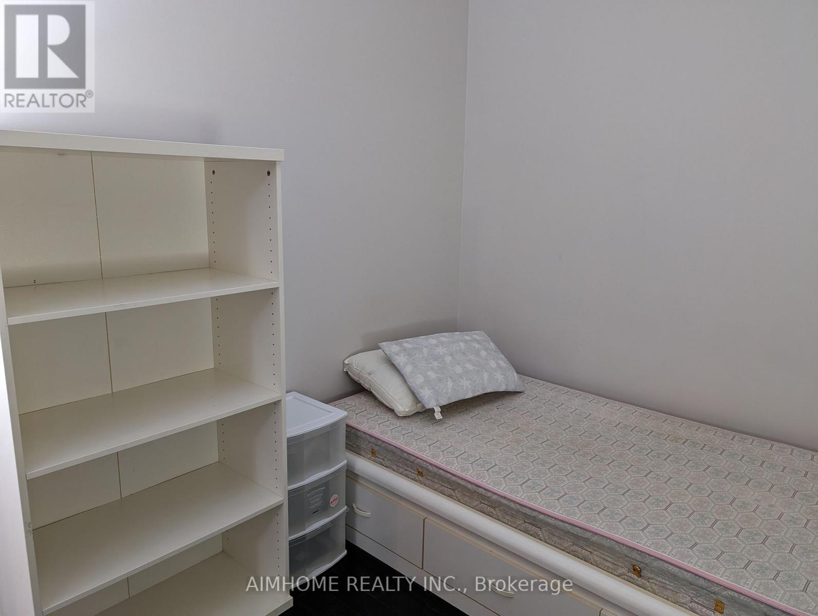 801 - 770 Bay Street, Toronto (bay Street Corridor), Ontario