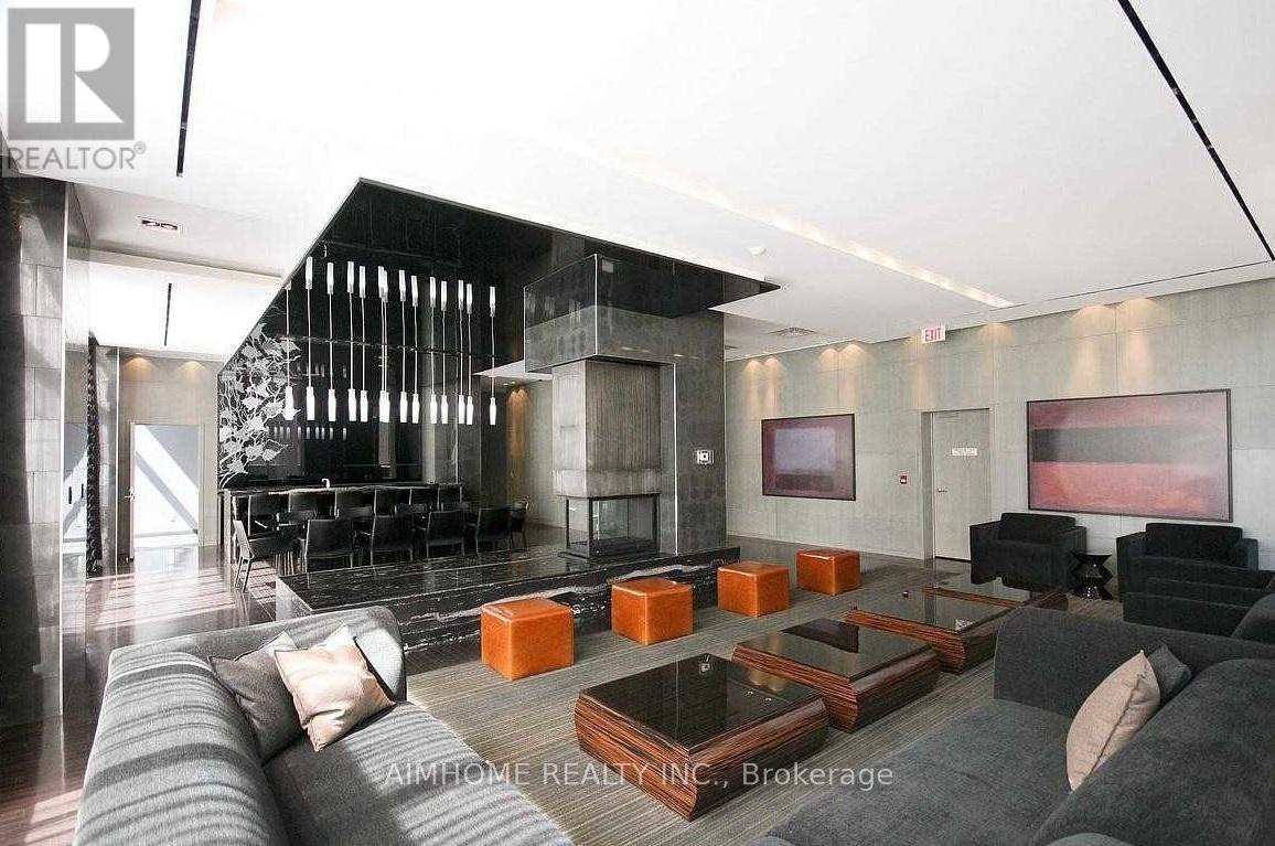 801 - 770 Bay Street, Toronto (bay Street Corridor), Ontario