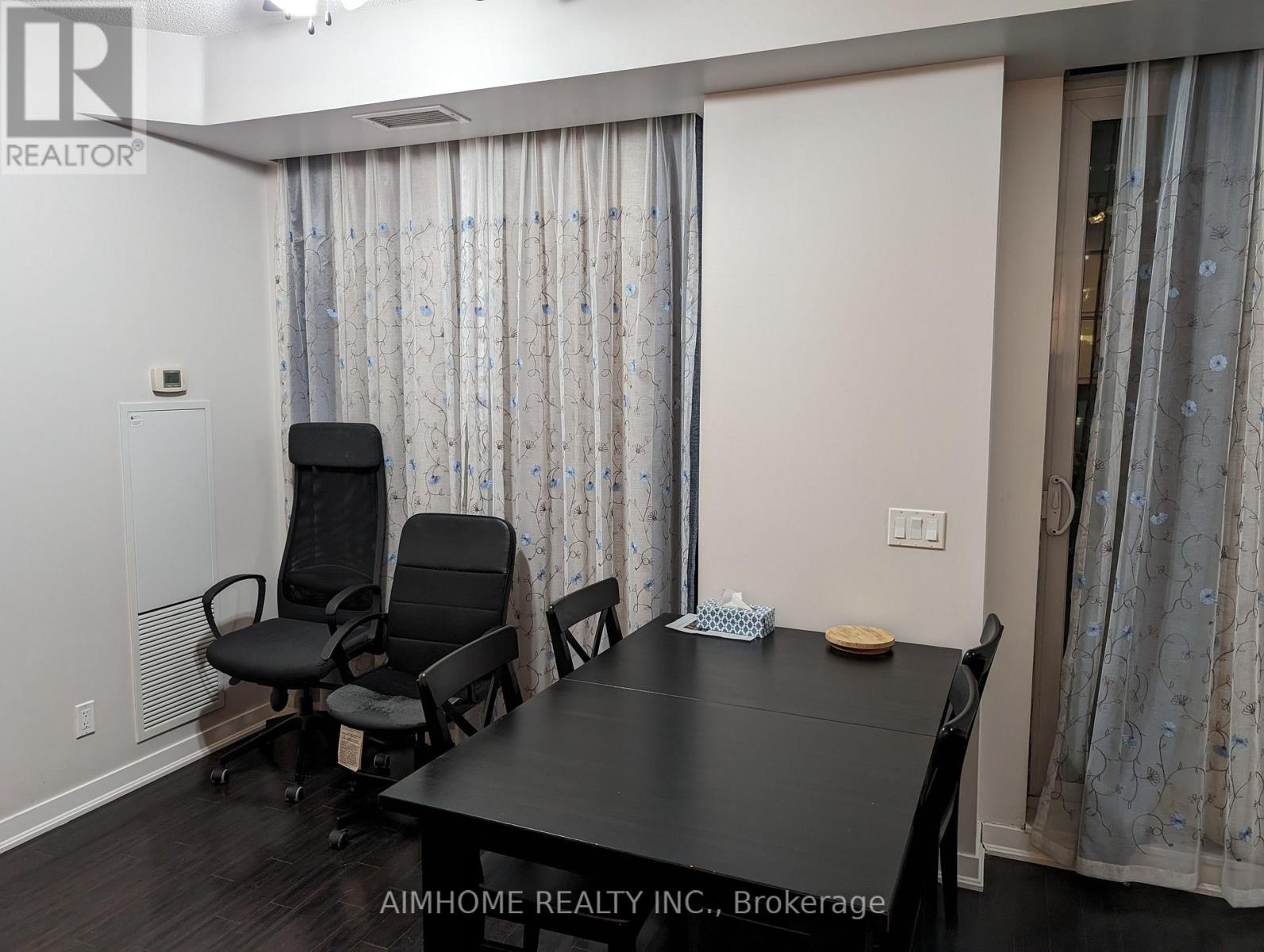 801 - 770 Bay Street, Toronto (bay Street Corridor), Ontario