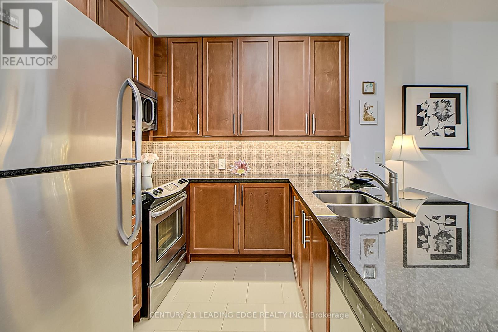 405 - 17 Ruddington Drive, Toronto (bayview Woods-steeles), Ontario