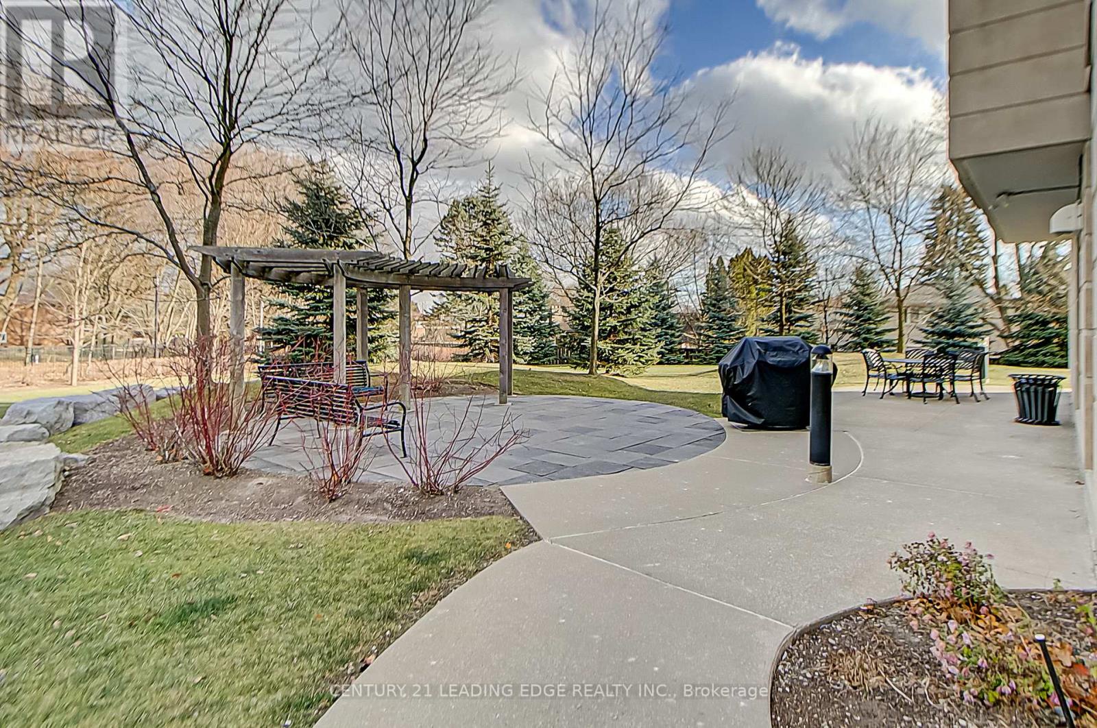 405 - 17 Ruddington Drive, Toronto (bayview Woods-steeles), Ontario