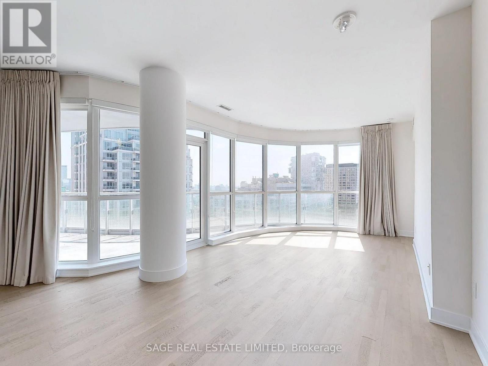 2102 - 88 Cumberland Street, Toronto (annex), Ontario