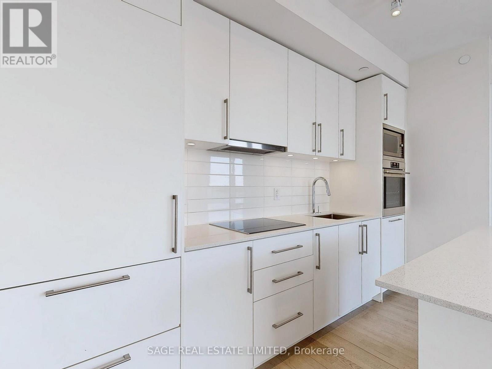 2102 - 88 Cumberland Street, Toronto (annex), Ontario