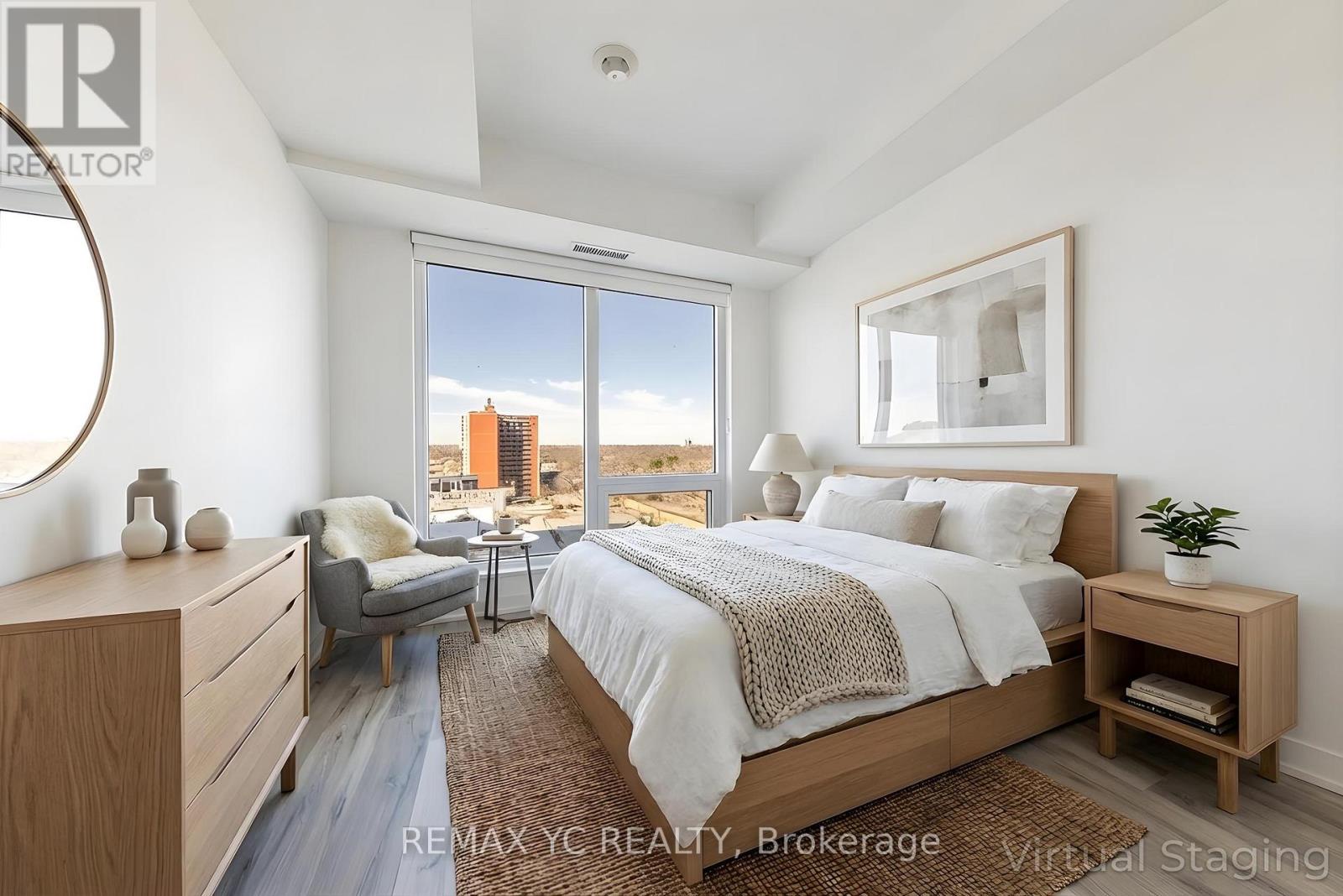 835 - 7 Golden Lion Heights N, Toronto (newtonbrook East), Ontario