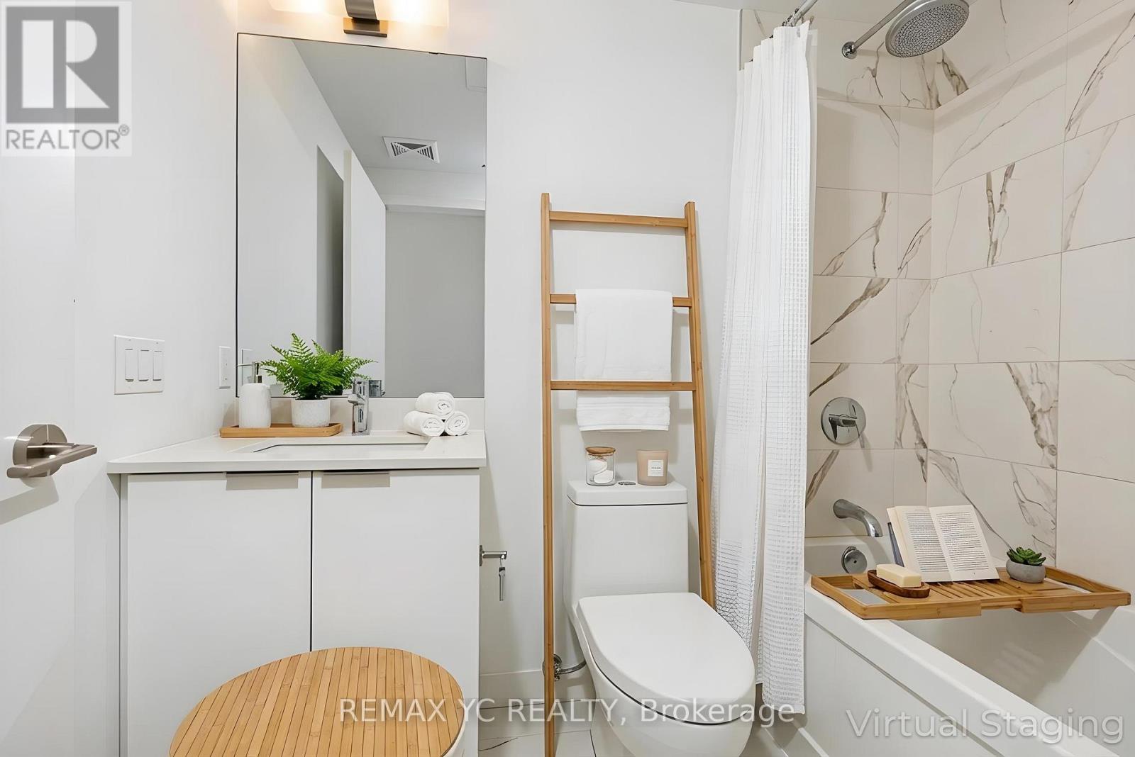 835 - 7 Golden Lion Heights N, Toronto (newtonbrook East), Ontario