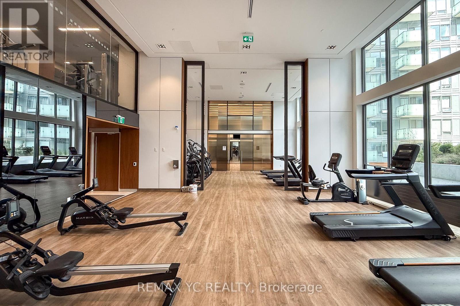 835 - 7 Golden Lion Heights N, Toronto (newtonbrook East), Ontario