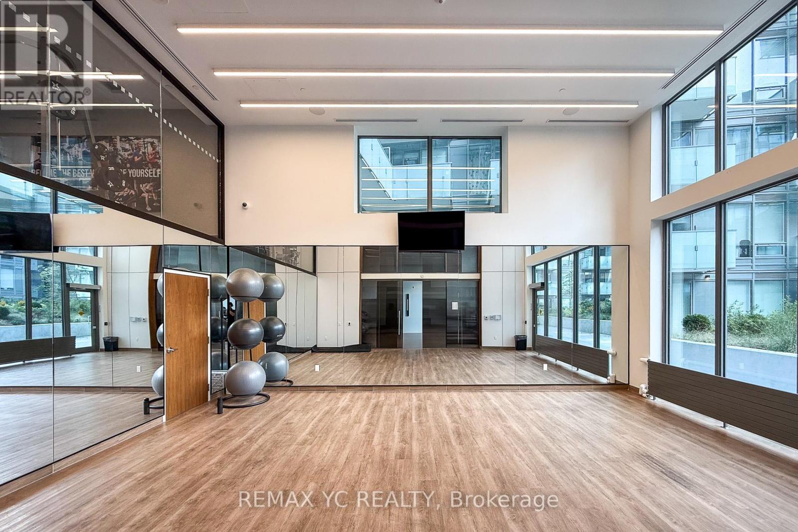 835 - 7 Golden Lion Heights N, Toronto (newtonbrook East), Ontario